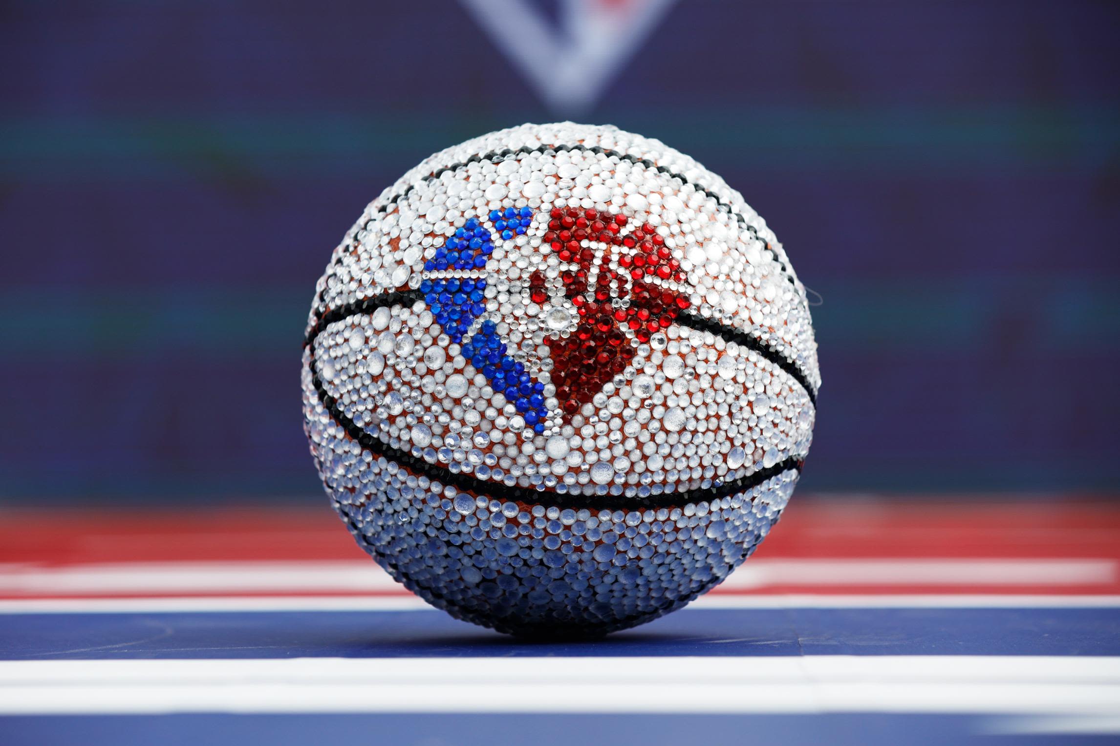NBA战报：波尔津吉斯29分7板，老鹰115-98轻取鹈鹕